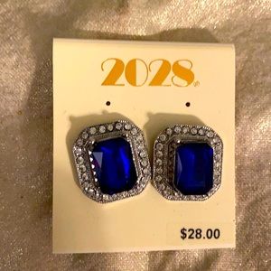 2028 earrings